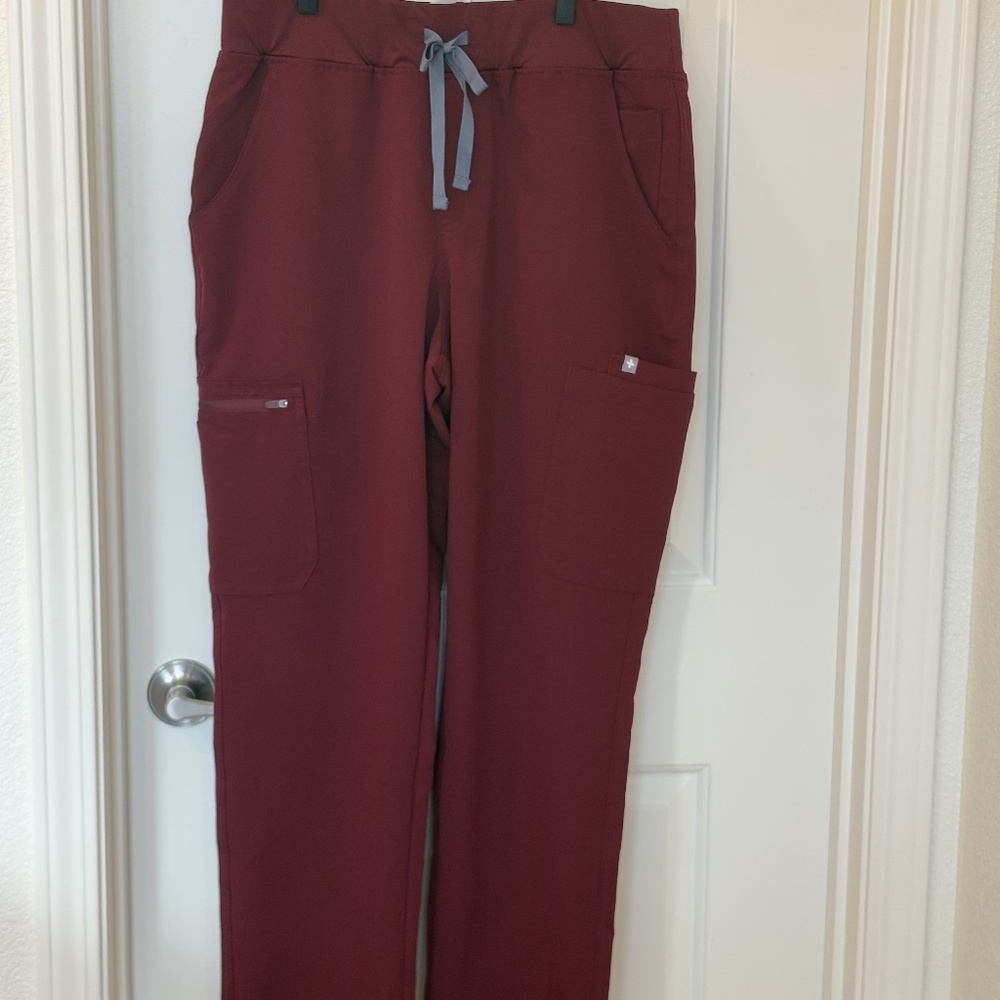 Figs, Women's High Waisted Yola 2.0 Scrub Pants, L